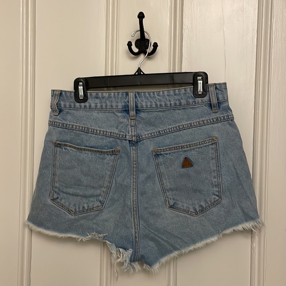 Abrand high waisted jean shorts - Picture 3 of 9